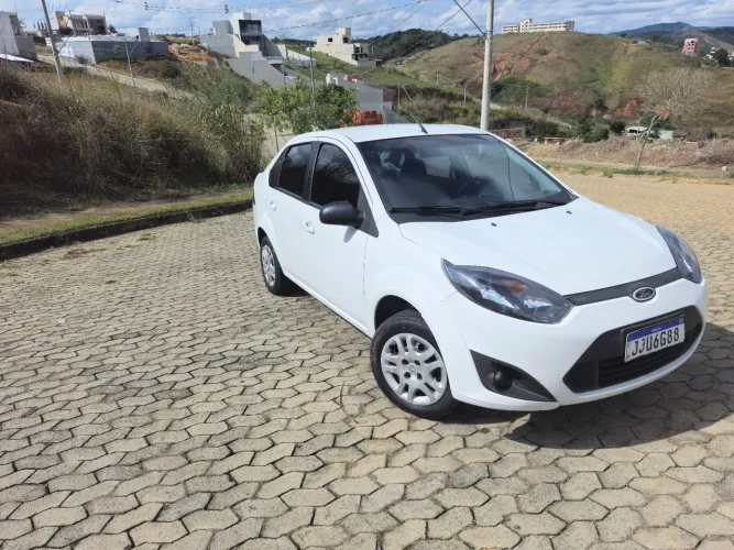 Ford Fiesta Sed. 1.6 8V Flex 4P 2013