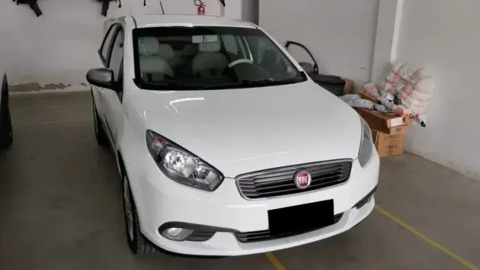 Fiat Grand Siena Essence 1.6 Flex 16V 2017