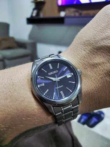 Seiko Quartz SUR373P1 essentials completo