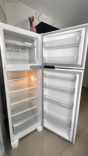 ? VENDE-SE GELADEIRA BRASTEMP - 385 LITROS!