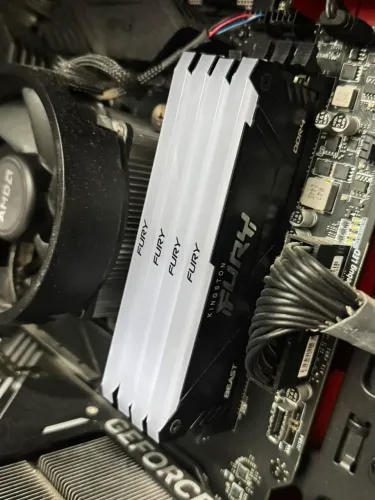 Memory ram 16 GB fury RGB