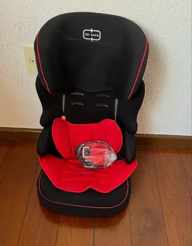 Cadeirinha para Carro Go Safe 9 a 36 kg Excelente Estado Completa