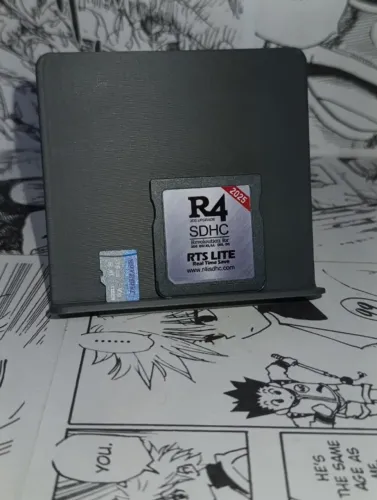 Cartucho R4 Lite + Cartão 16GB Lotado de Jogos para Nintendo DS