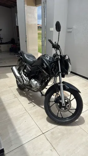 Vendo CG FAN 160 2023 - Ótimas condições 