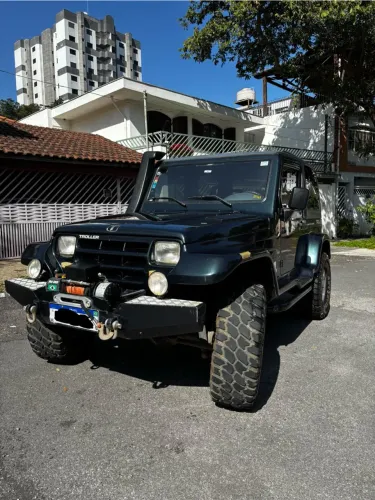 Troller T-4 4X4 2.8 TB Int. Cap. Rígida Diesel 2002