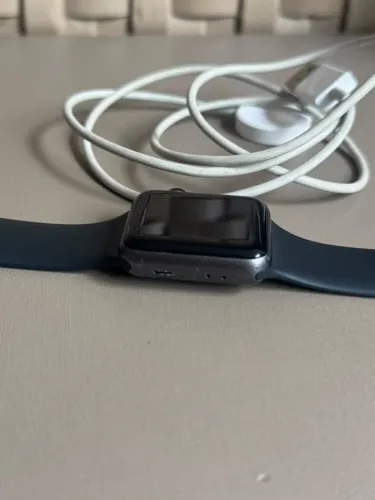 Apple Watch Series 3 38mm + Carregador - Bat 79% - Envio OLX Pay - Parcelo 18 e Troco