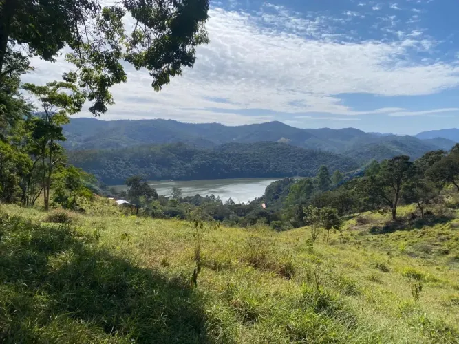 Lote com Vista Privilegiada com acesso à Represa - PARCELA ATÉ 70x