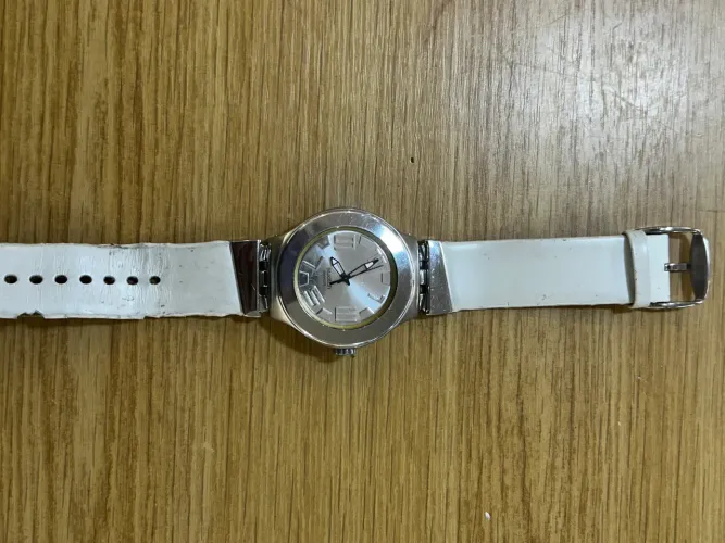 Relógio Swatch Swiss Irony - Pulseira Couro Branca