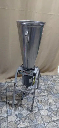Liquidificador industrial Industrial LQL.25 L com jarra de aço inoxidável