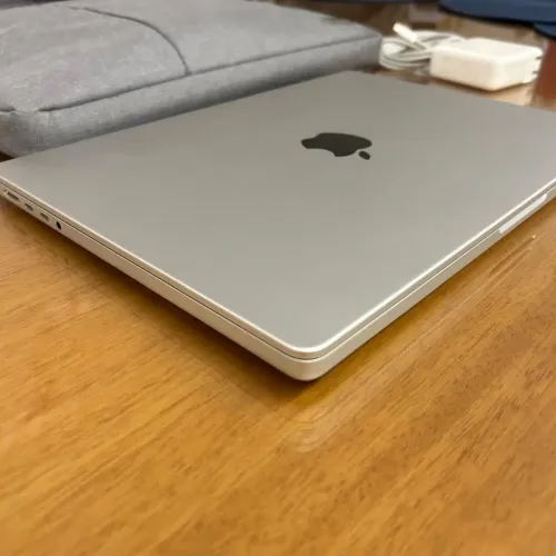 MacBook Pro 14" (2021) - M1 Pro | 16GB RAM | Bateria 97% (Apenas 68 Ciclos!)