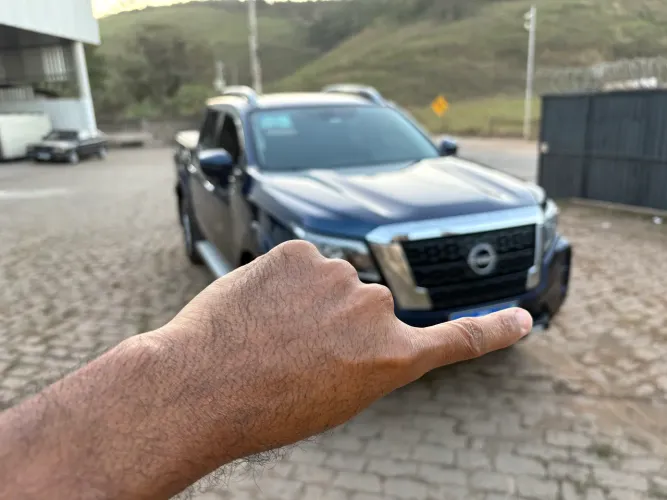 Nissan Frontier XE CD 4X4 2.3 Bi-TB Diesel Aut. 2024