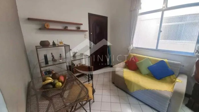 ENCANTADOR QUARTO E SALA, PRÓXIMO AO COPACABANA PALACE, VENDIDO DE PORTEIRA FECHADA, PRONT