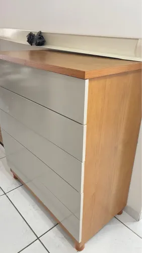 Cômoda 5 gavetas