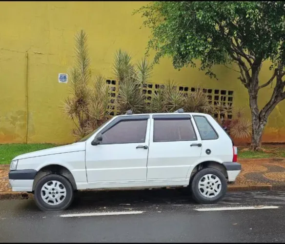 Fiat Uno Mille 1.0 Fire/ F.flex/ Economy 4P 2013
