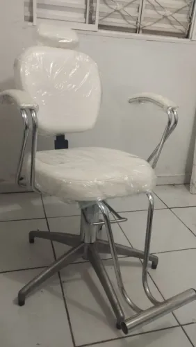 Cadeira de encosto reclinável