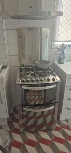 Forno 4 bocas com dois fornos em inox Electrolux