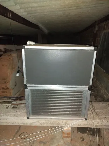 Sistema de refrigeração para auditório ou sala grande