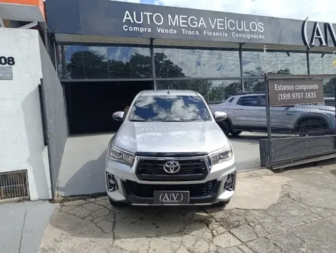 Toyota Hilux CD SRX 4X4 2.8 TDI 16V Diesel Aut. 2019
