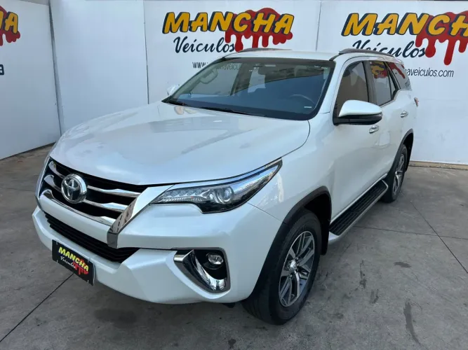 Toyota Hilux SW4 4X4 2.8 Diesel 2020