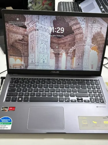 Notebook ASUS VivoBook Ryzen 5 | 8GB RAM | Windows 11