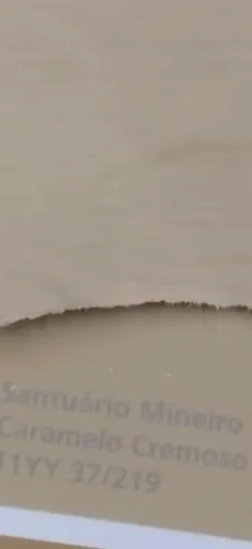 Lata de tinta emborrachada