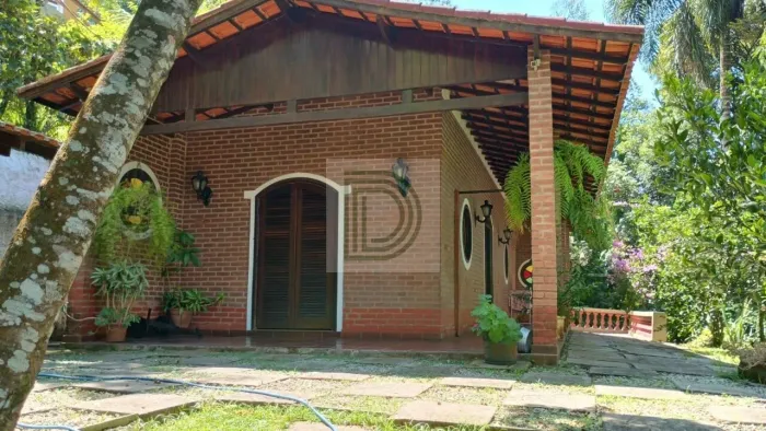 Casa de condomínio no Jardim Iolanda Taboão da Serra 4.040 m2