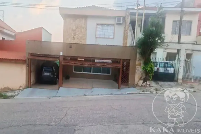 Sobrado na Vila Carrão a Venda - 240m² - 4 Dormitórios, 1 suíte e 7 Vagas - Cod 5259