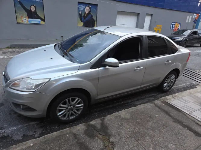 Ford Focus Sedan 2.0 16v/2.0 16V Flex 4P Aut. 2012