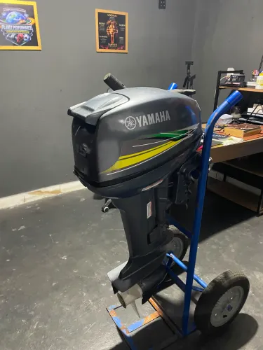 MOTOR DE POPA 15 HP YAMAHA ZERADO