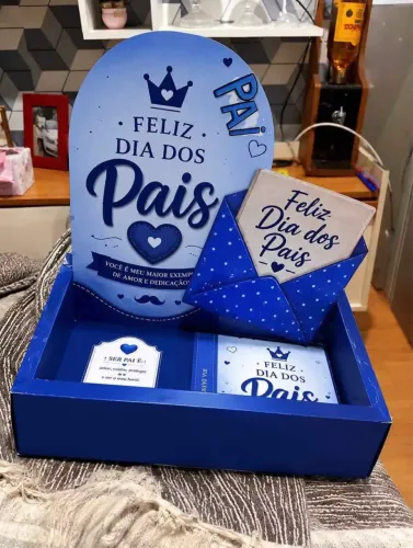 Caixa cenário dia dos Pais