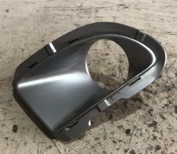 Moldura Farol De Milha Direito Fiat Punto 2007 - 2012 Cinza Direito