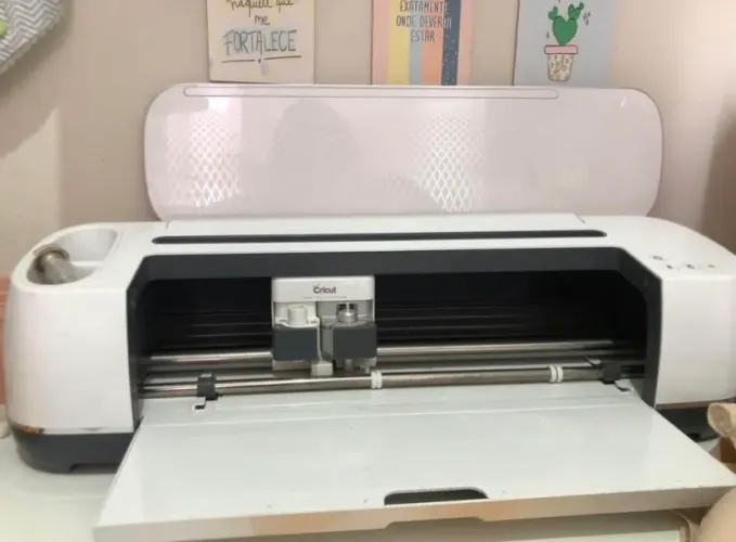 Máquina de corte cricut maker