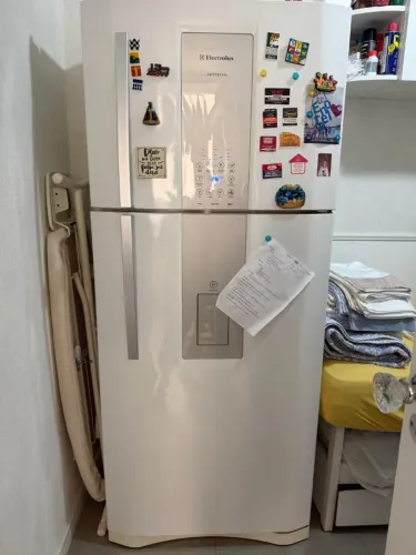 Geladeira Eletrolux DF180 480 litros toda funcionando
