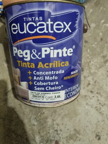 Tinta eucatex