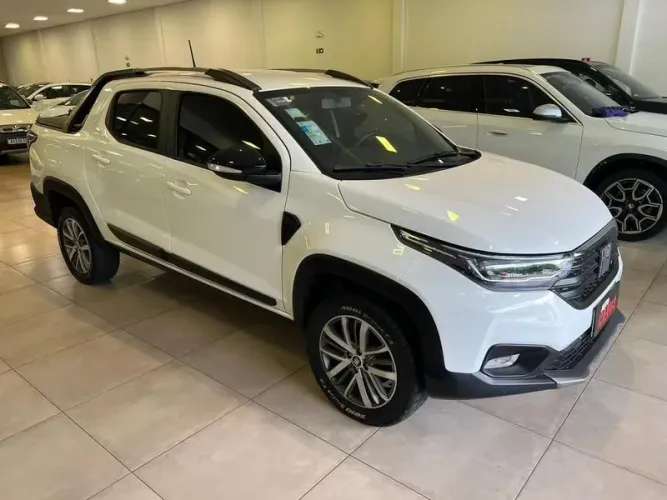Fiat Strada Volcano 1.3 Flex 8V CD 2025