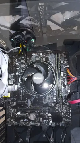 Ryzen 4600g completo. 