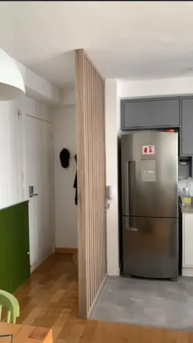 Painel Ripado Decorativo em Madeira