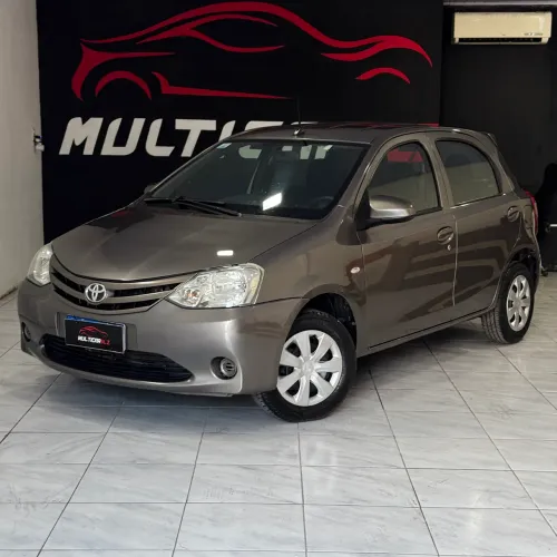 Toyota Etios X 1.3 Flex 16V 5P Mec. 2017