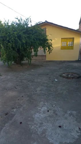 Alugo casa no Conjunto colina dos eucaliptos