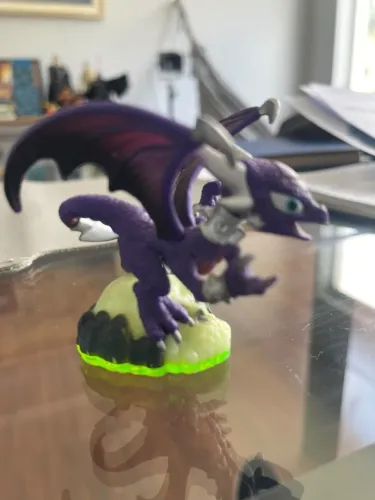 Sky Landers Gill Grut, Camo e Cinder