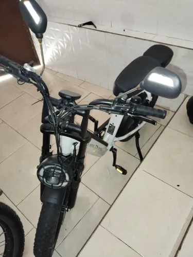 Bicicleta Elétrica Semi Nova