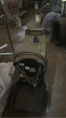 Máquina mig solda industrial novinha 13000