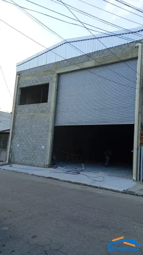 Galpão novo 1000 mts no Piratininga.