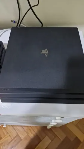 PlayStation 4 Pro 1T