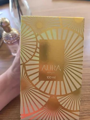 Perfume aura beauty