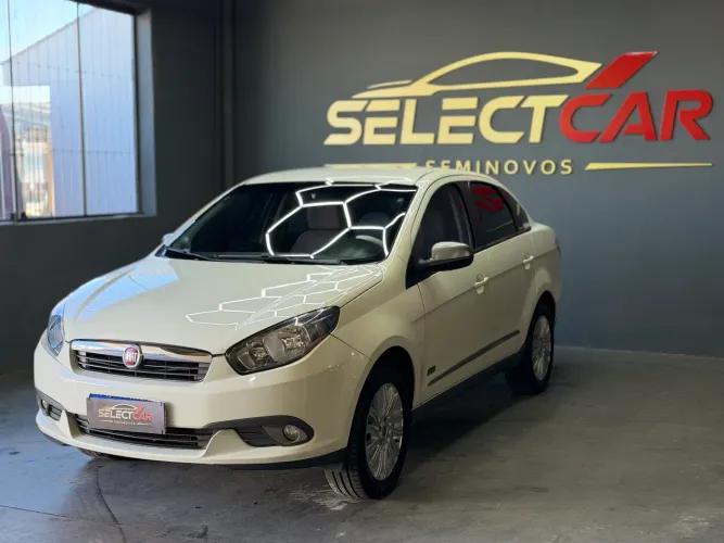 Fiat Grand Siena Essence 1.6 Flex 16V 2015