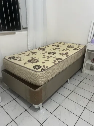 Aceito negociação de valor - Cama Ortobom - colchão + base 