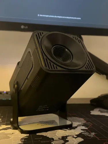 Projetor Smart HY320 (Netflix, Youtube, Wi-Fi, Prime Video)