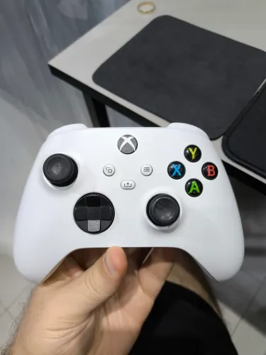 Controle Xbox Series branco