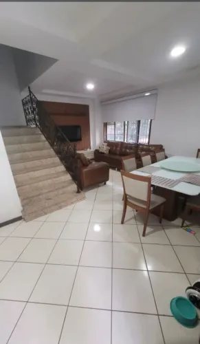Casa Duplex - K11 Bairro nobre de Nova Iguaçu
